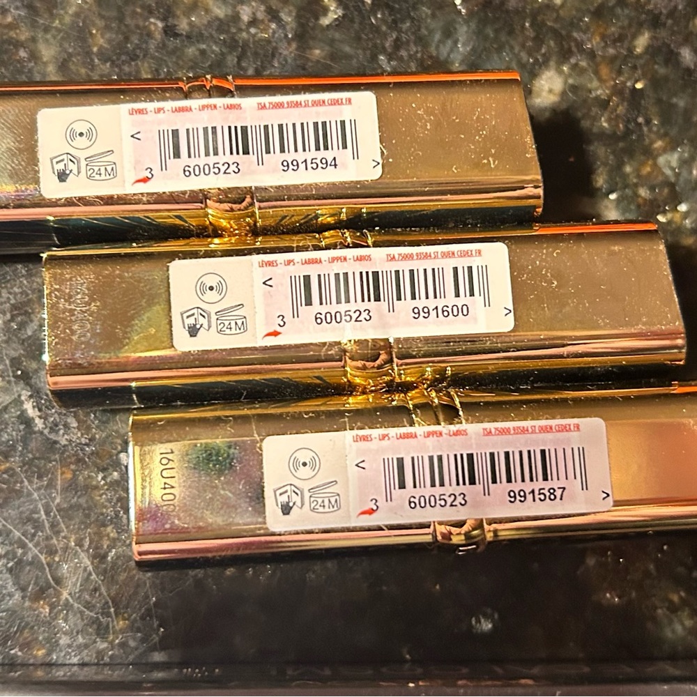 Shimmer Eye shadow and three lip sticks. NEW SEALED - Picture 6 of 7